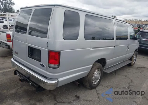 2005 Ford E-350 Super Duty Xl/Xlt из США, поврежденный, VIN 1FBSS31S35HB12695
